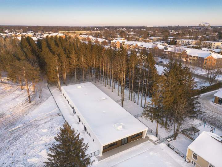 Bâtiment les petits fouineurs Montréal
